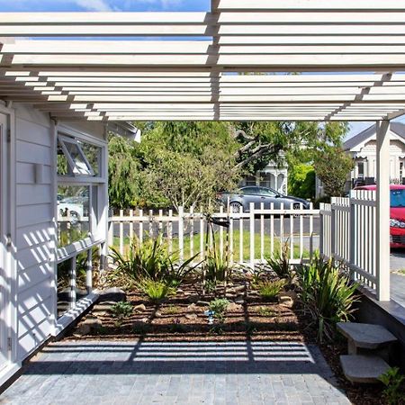 Stylish Eden Park Studio Auckland Exterior photo